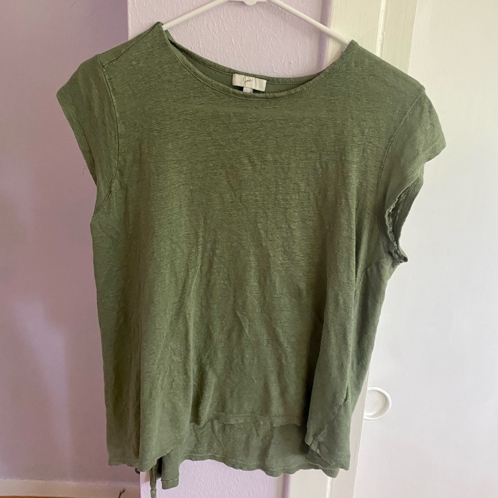 simple green side tie shirt